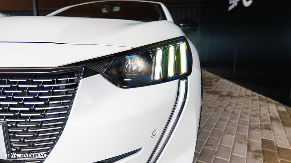 Peugeot 208 1.2 PureTech GT Line - 30