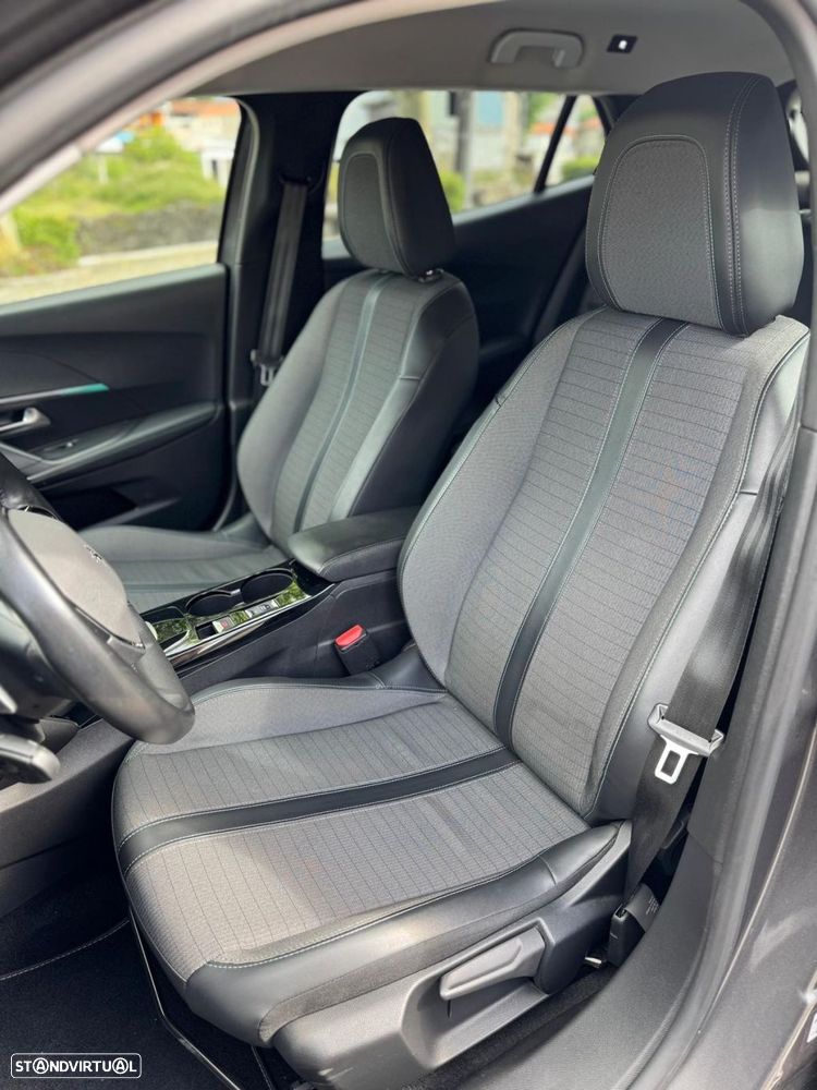 Peugeot 2008 1.5 BlueHDi Allure Pack EAT8 - 8