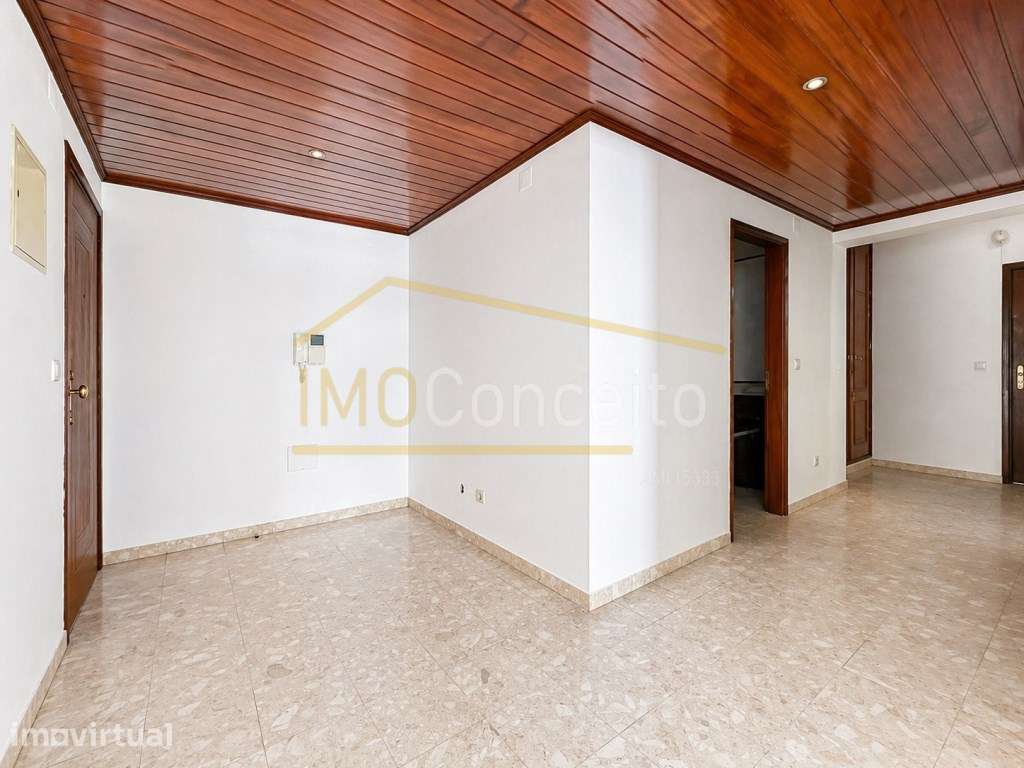 Apartamento T2 | Zona do Modelo - Torres Novas - Grande imagem: 2/28