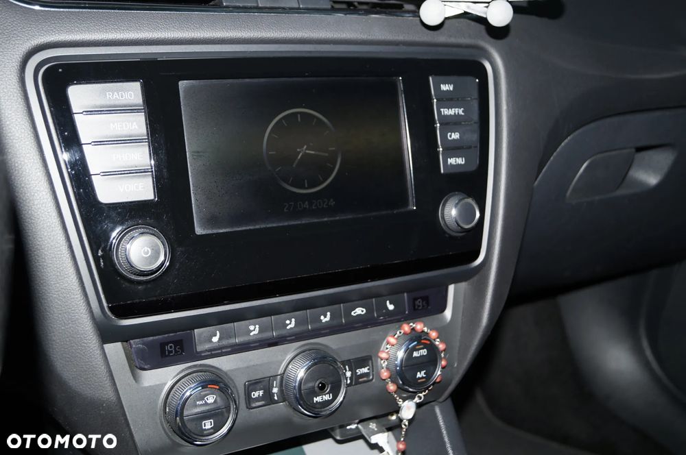 Skoda Octavia 2.0 TDI DSG Ambition - 10