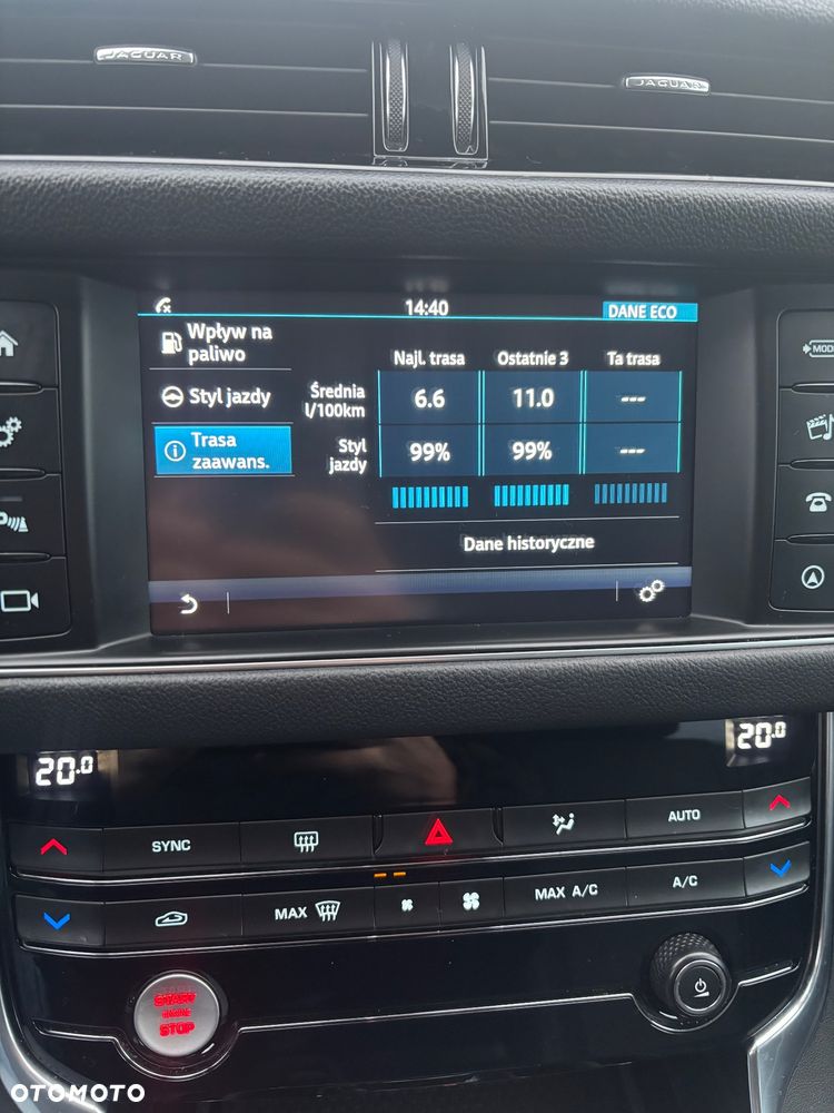 Jaguar XF 35t Prestige - 14