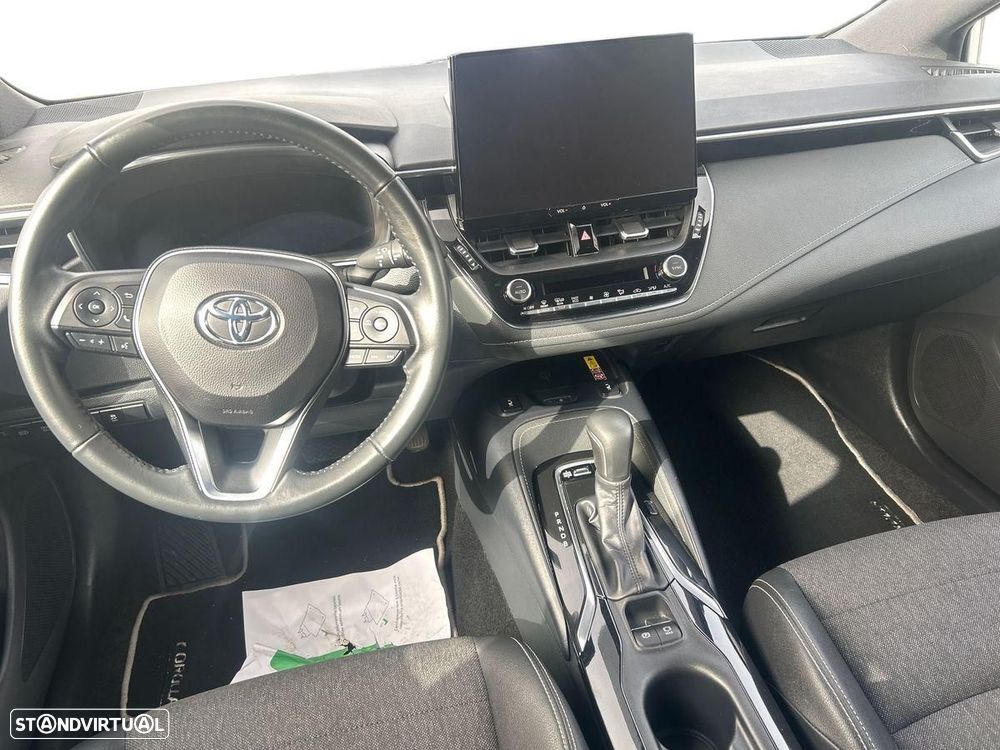 Toyota Corolla Touring Sports 1.8 Hybrid Comfort Plus - 8