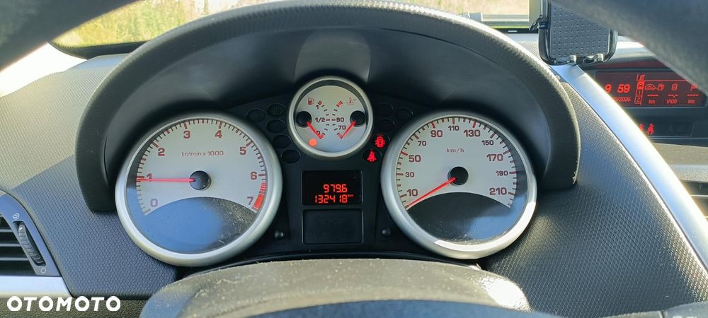 Peugeot 207 1.6 VTi Outdoor - 11