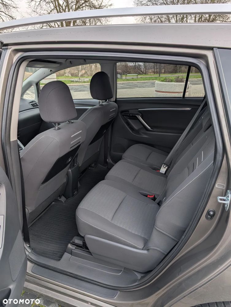 Toyota Verso 1.8 Premium 7os EU6 - 9