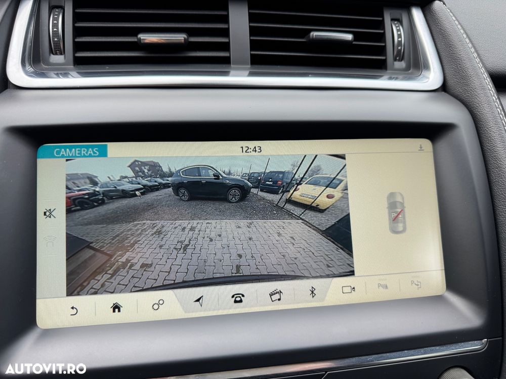 Jaguar E-Pace D150 AWD Aut. R-Dynamic S - 17