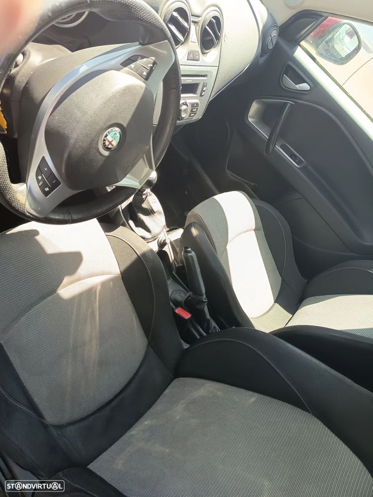 Alfa Romeo MiTo 1.3 JTD Distinctive - 7