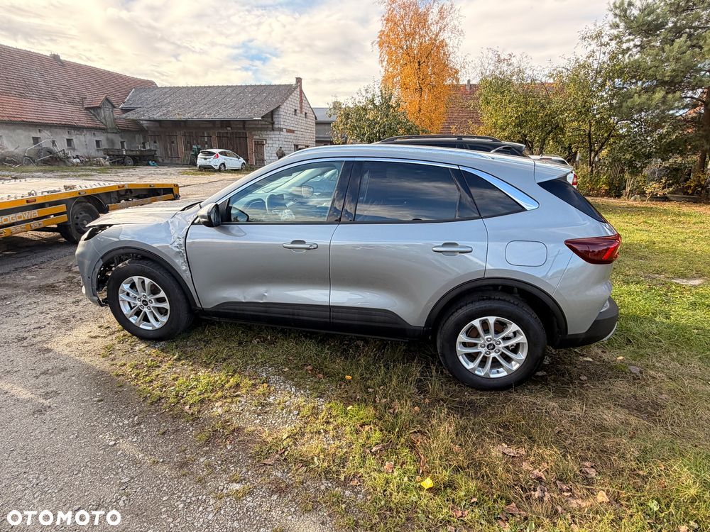 Ford Kuga 2.5 Duratec FHEV TITANIUM - 11