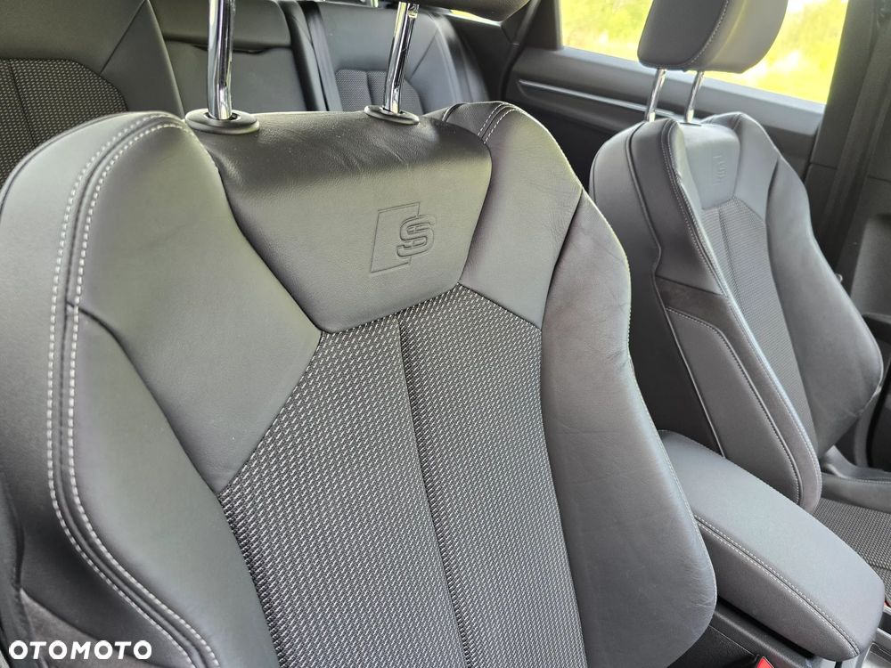 Audi Q3 35 TDI S tronic S line - 38