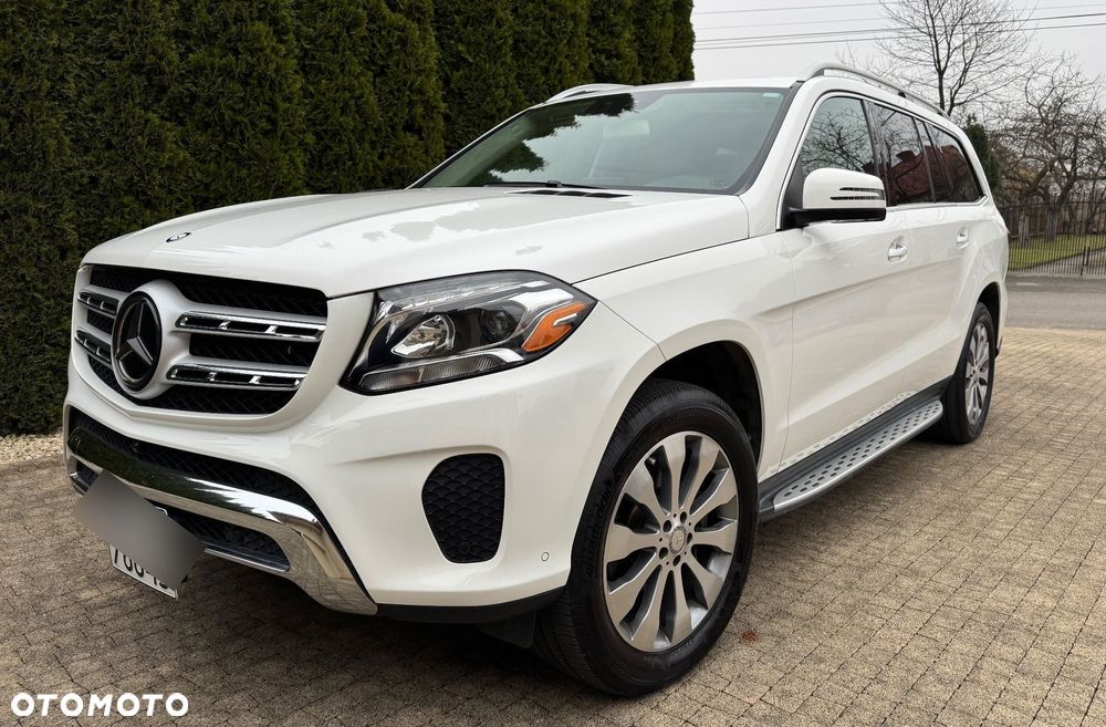 Mercedes-Benz GLS - 1