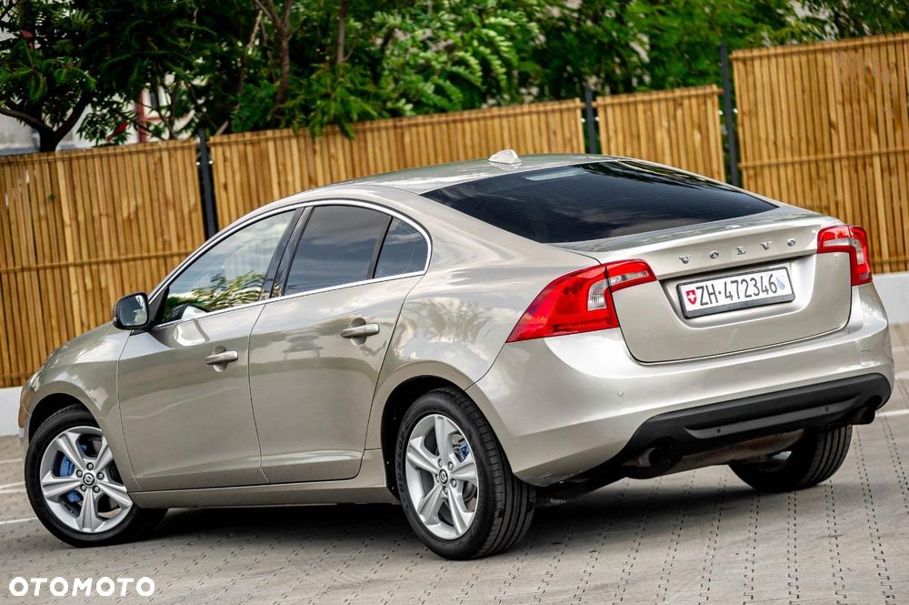 Volvo S60 - 17