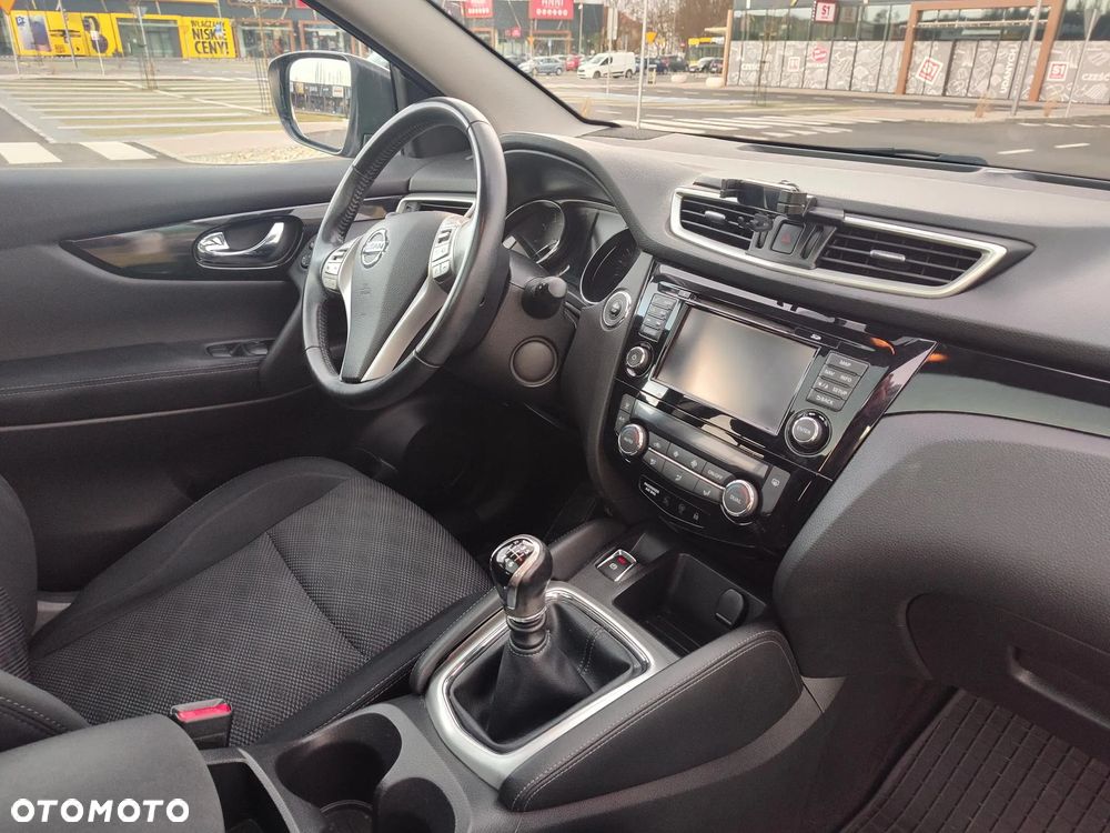 Nissan Qashqai 1.2 DIG-T N-Connecta - 16