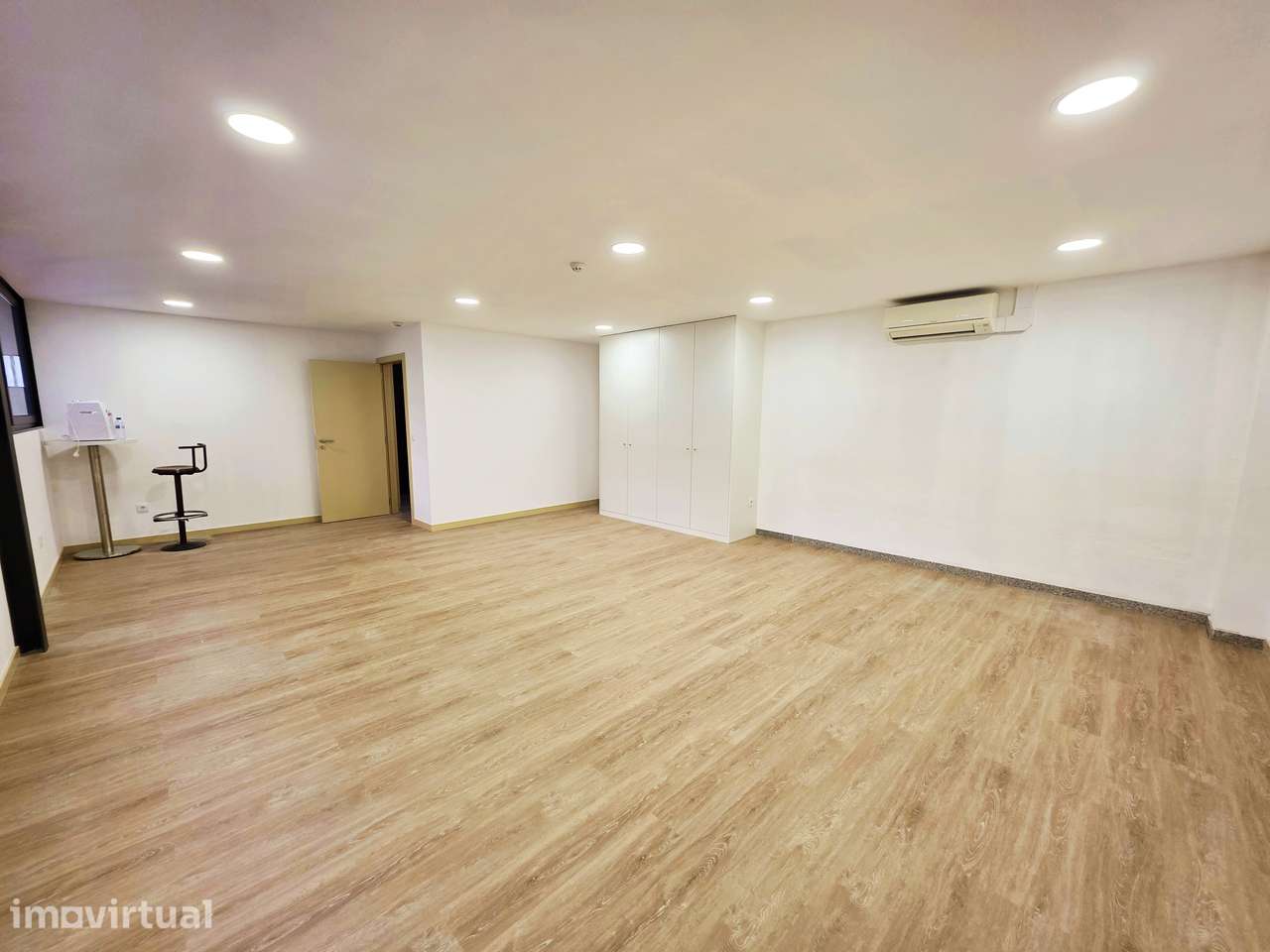 Espaço para Estúdio de Pilates (50m²) em Club de Padel - Grande imagem: 3/18