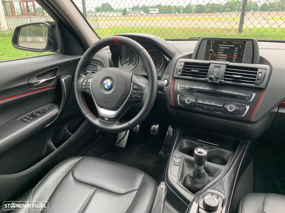 BMW 116 d Pack M - 16