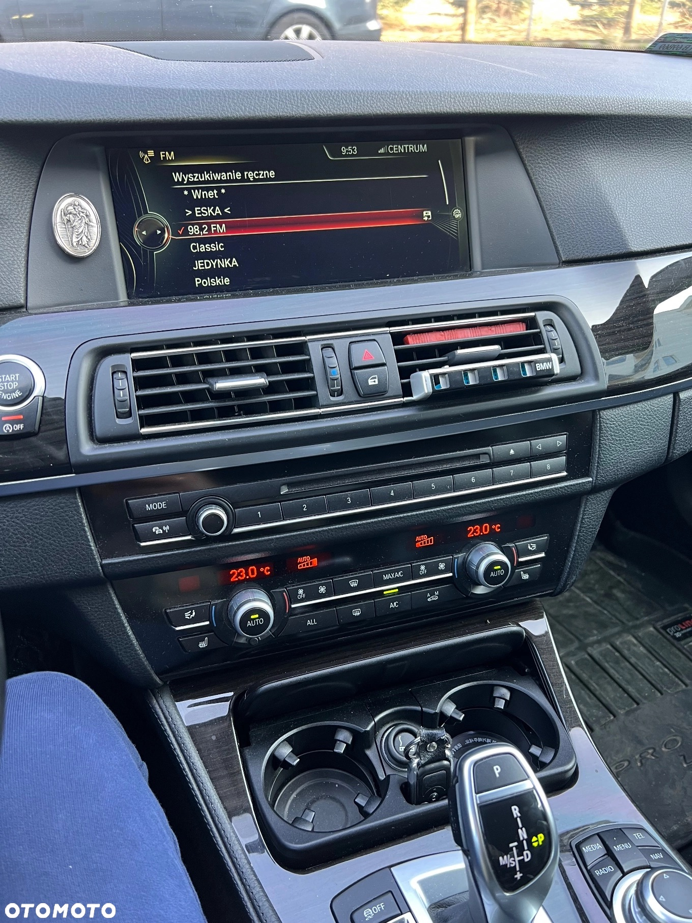 BMW Seria 5 535d xDrive - 14
