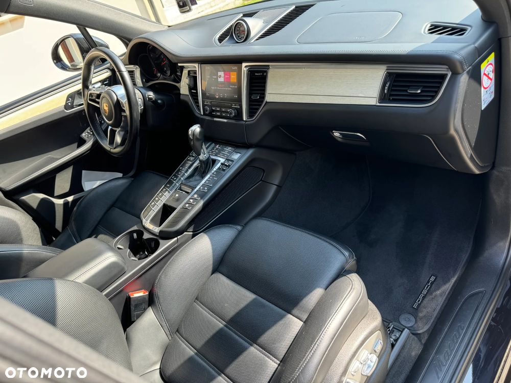 Porsche Macan - 11