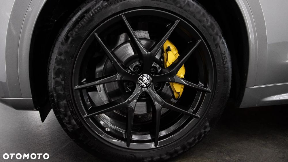 Alfa Romeo Stelvio 2.0 Turbo Veloce Q4 - 11