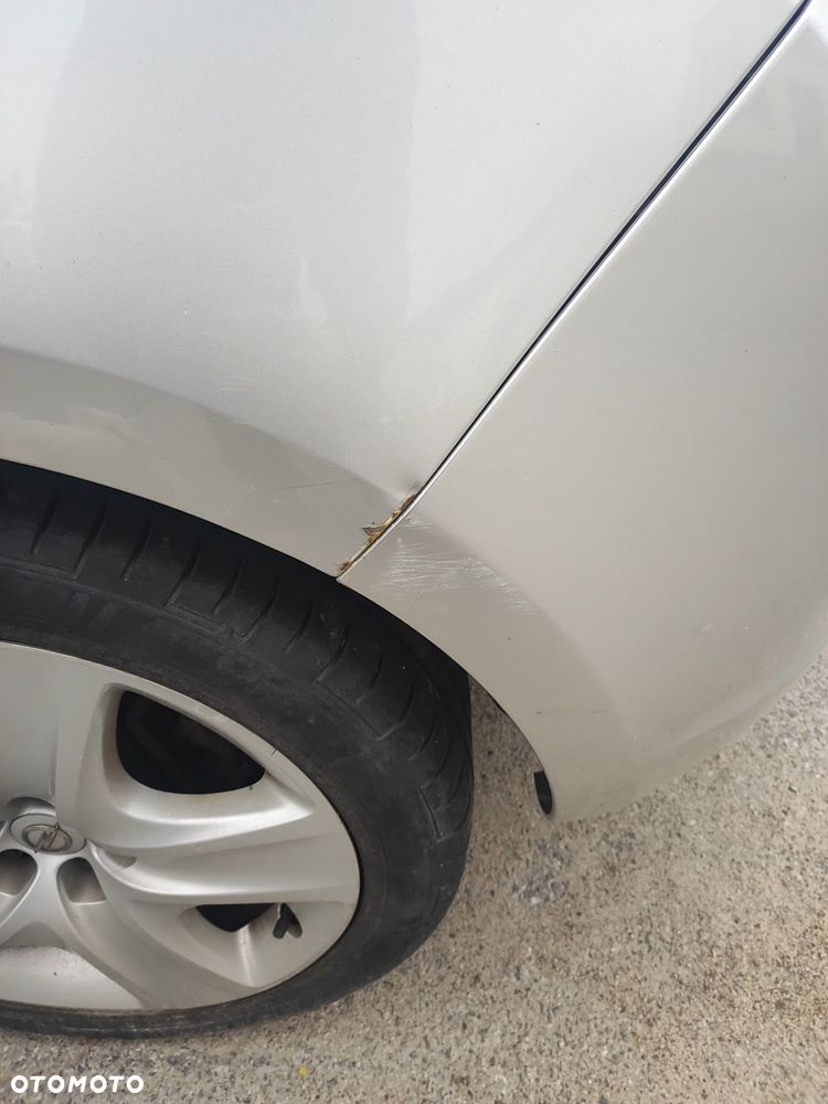 Opel Astra 1.4 T Sport - 25