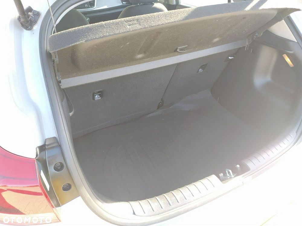 Kia Rio 1.0 T-GDI M - 17