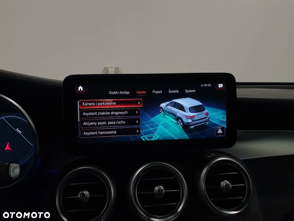 Mercedes-Benz GLC - 23