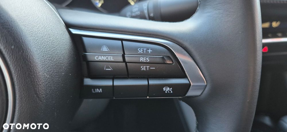 Mazda 3 2.0 mHEV Exclusive Line - 16