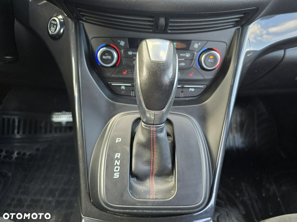 Ford Kuga - 18