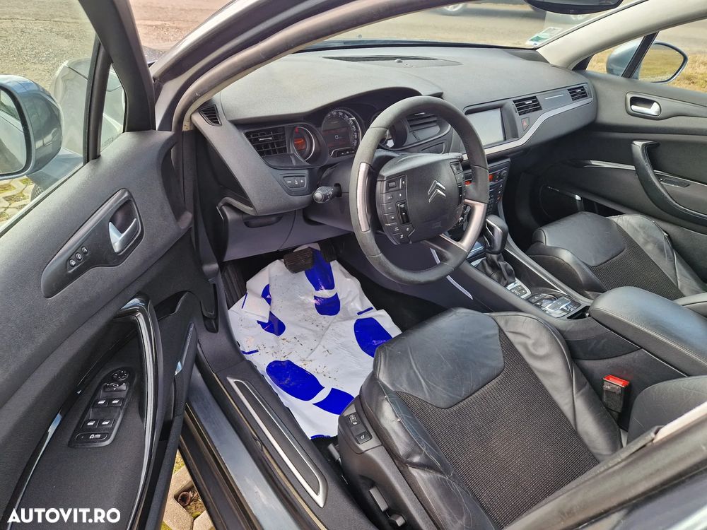 Citroën C5 2.0 HDI Susp H3+ Exclusive - 6