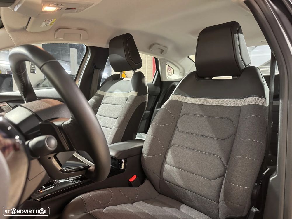 Citroën C4 X 1.2 PureTech Plus EAT8 - 13