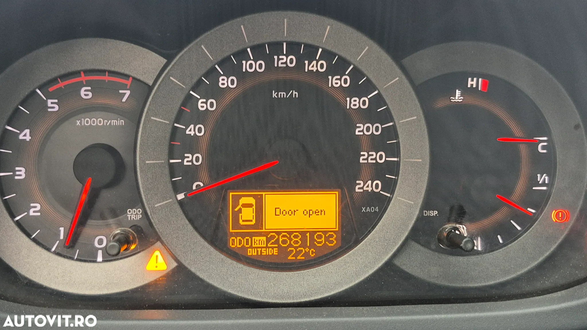 Toyota RAV4 2.2 D-4D Luxury - 8
