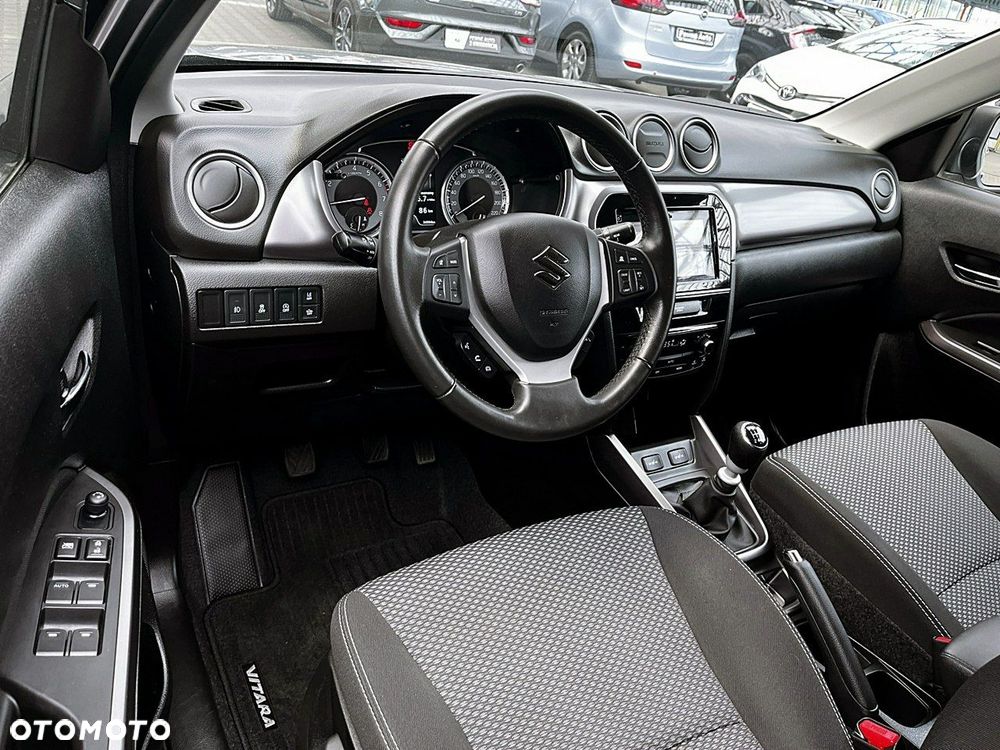 Suzuki Vitara - 17