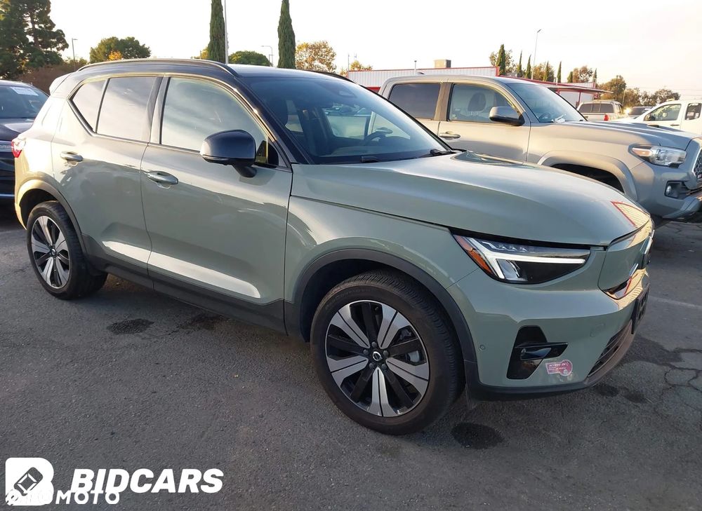Volvo XC 40 - 21