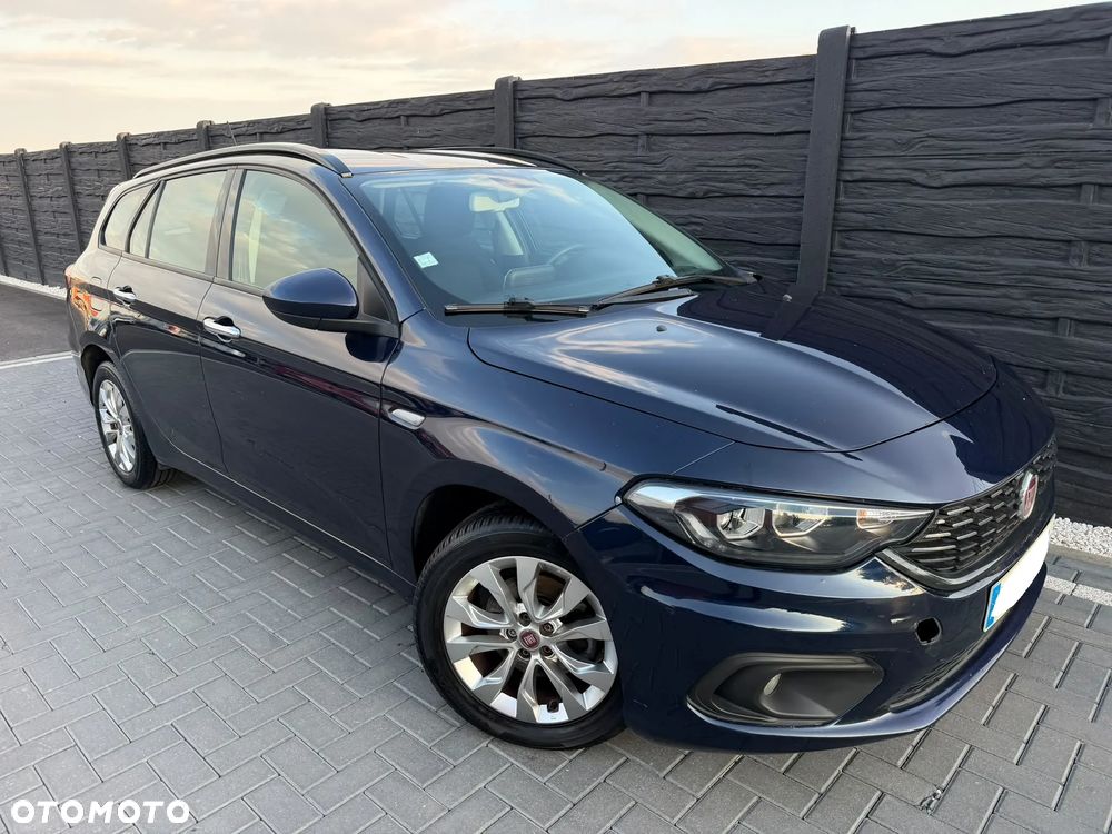 Fiat Tipo 1.6 MultiJet Lounge - 24