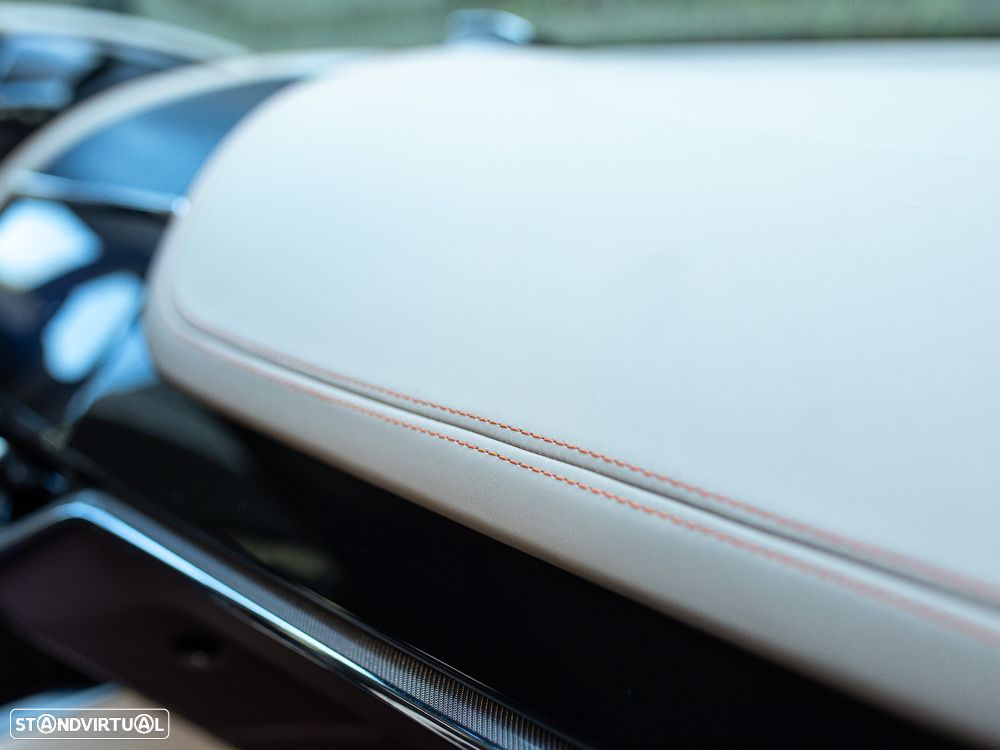 Aston Martin DBX 707 - 54