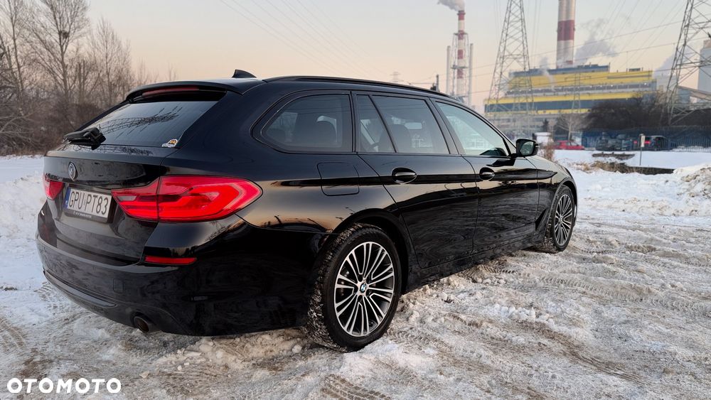 BMW Seria 5 518d Business Edition sport - 3