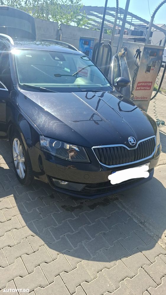 Skoda Octavia 2.0 TDI DSG Drive - 2