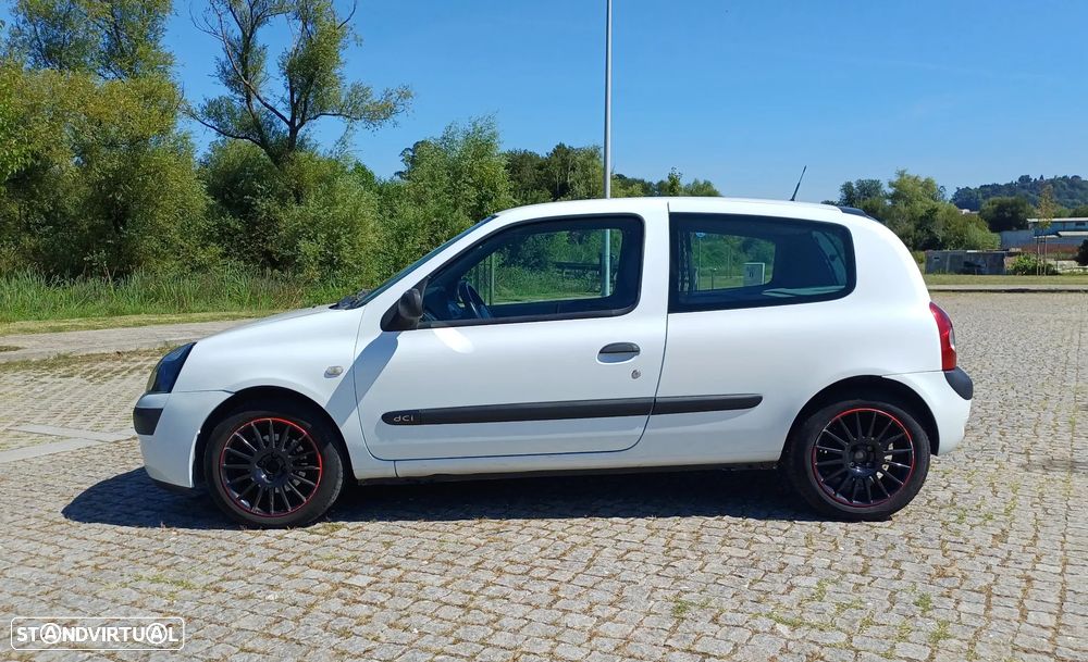 Renault CLIO VAN 1.5 DCI DYNAMIQUE - MUITO NOVA - 17