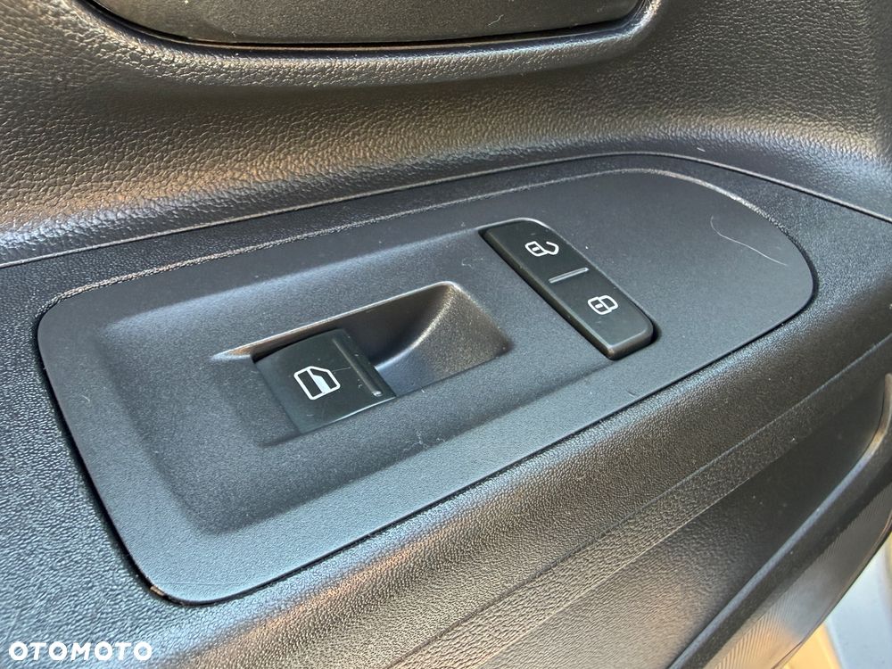 Volkswagen up! R-Line - 15