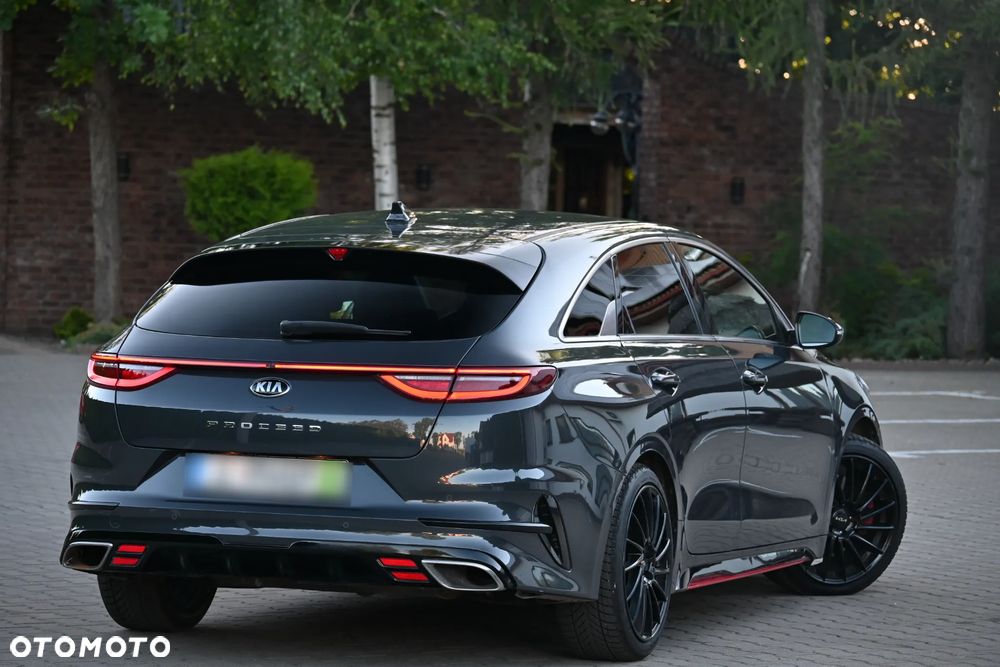 Kia ProCeed 1.6 T-GDI DCT7 OPF GT - 15
