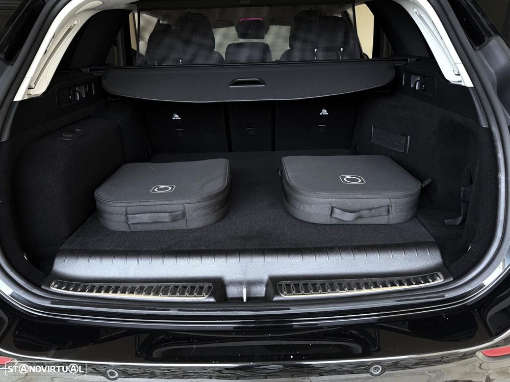 Mercedes-Benz C 300 - 39