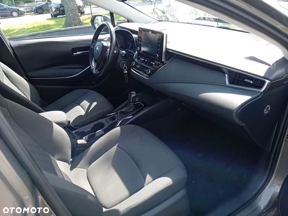 Toyota Corolla - 17