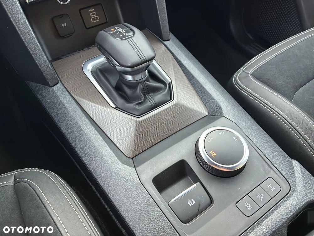 Volkswagen Amarok 3.0 V6 TDi 4MOTION Style - 28