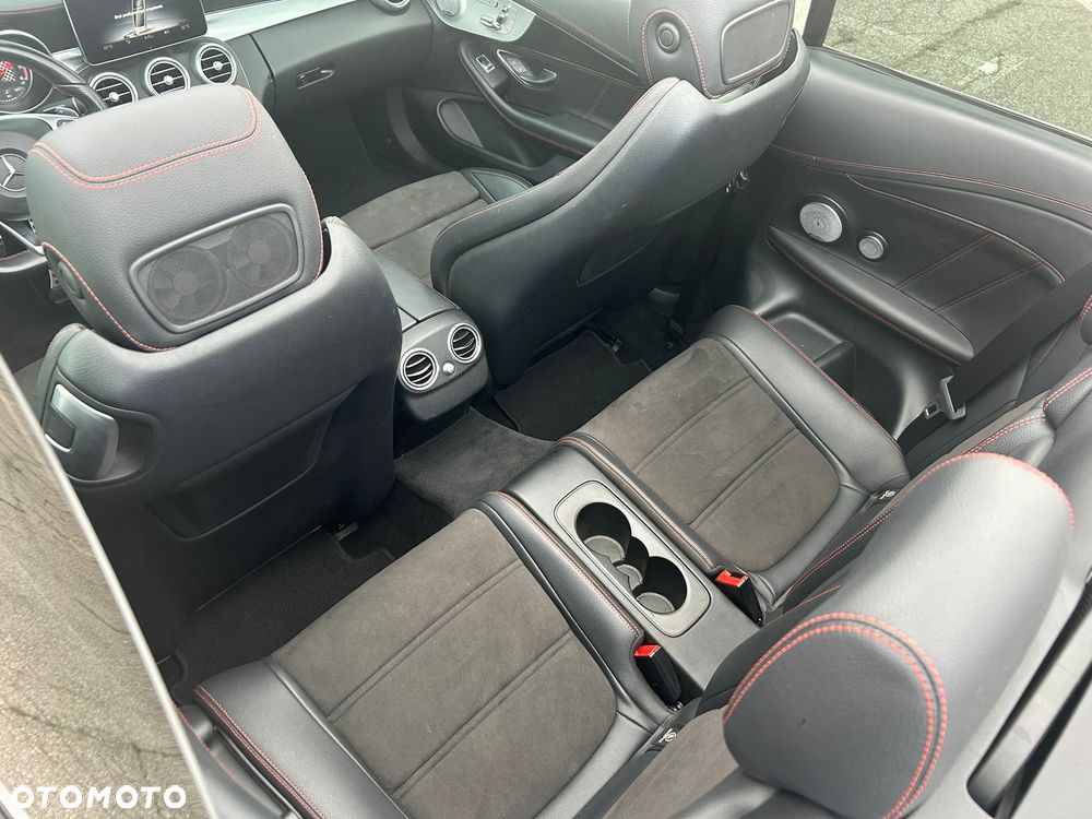 Mercedes-Benz Klasa C AMG 43 4-Matic - 28