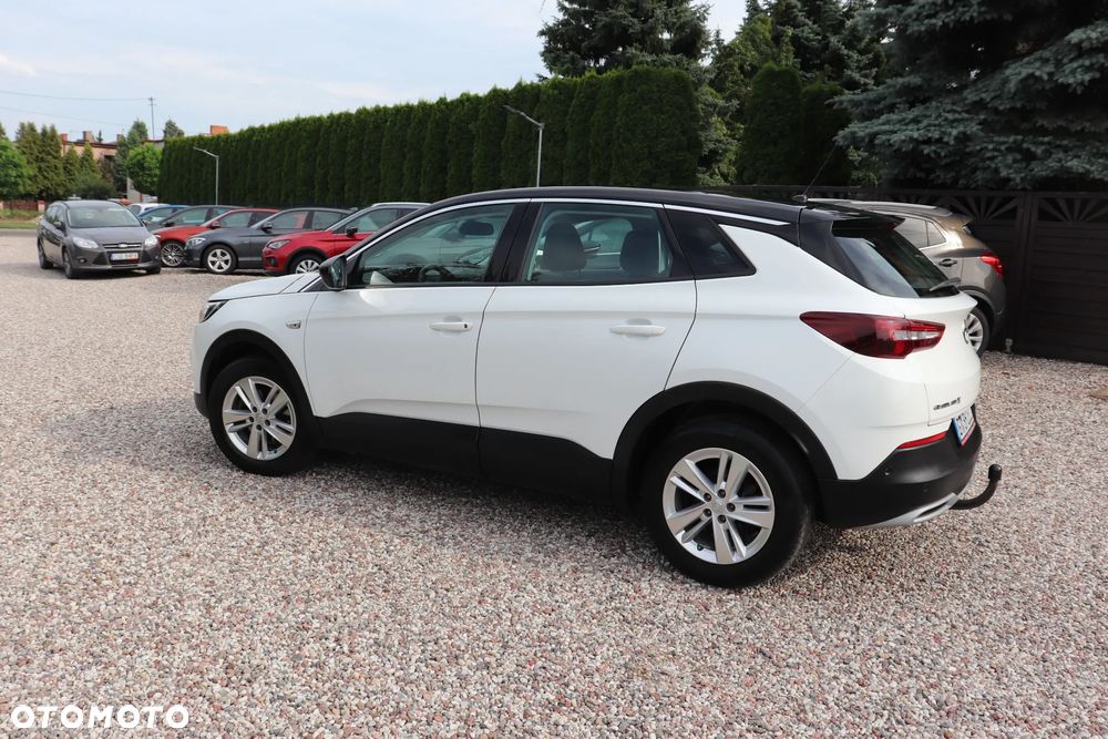 Opel Grandland X 1.5 D Start/Stop Color Line - 16