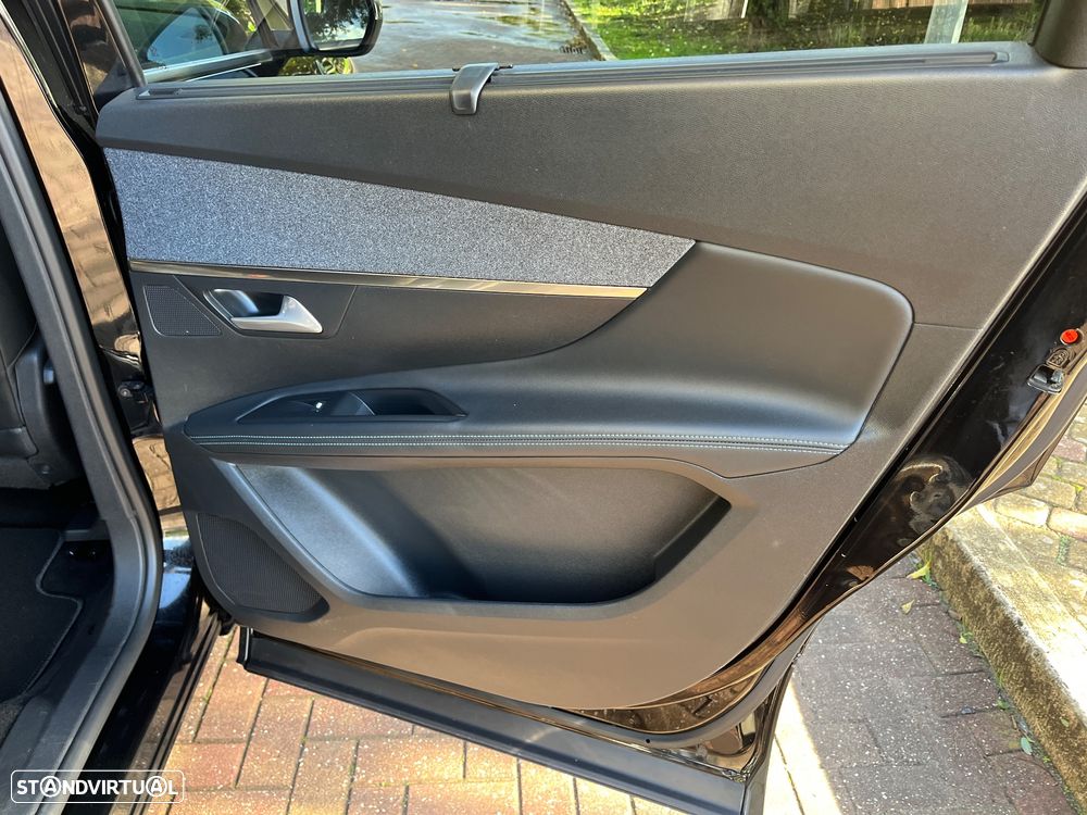 Peugeot 5008 1.5 BlueHDi Crossway EAT8 - 36