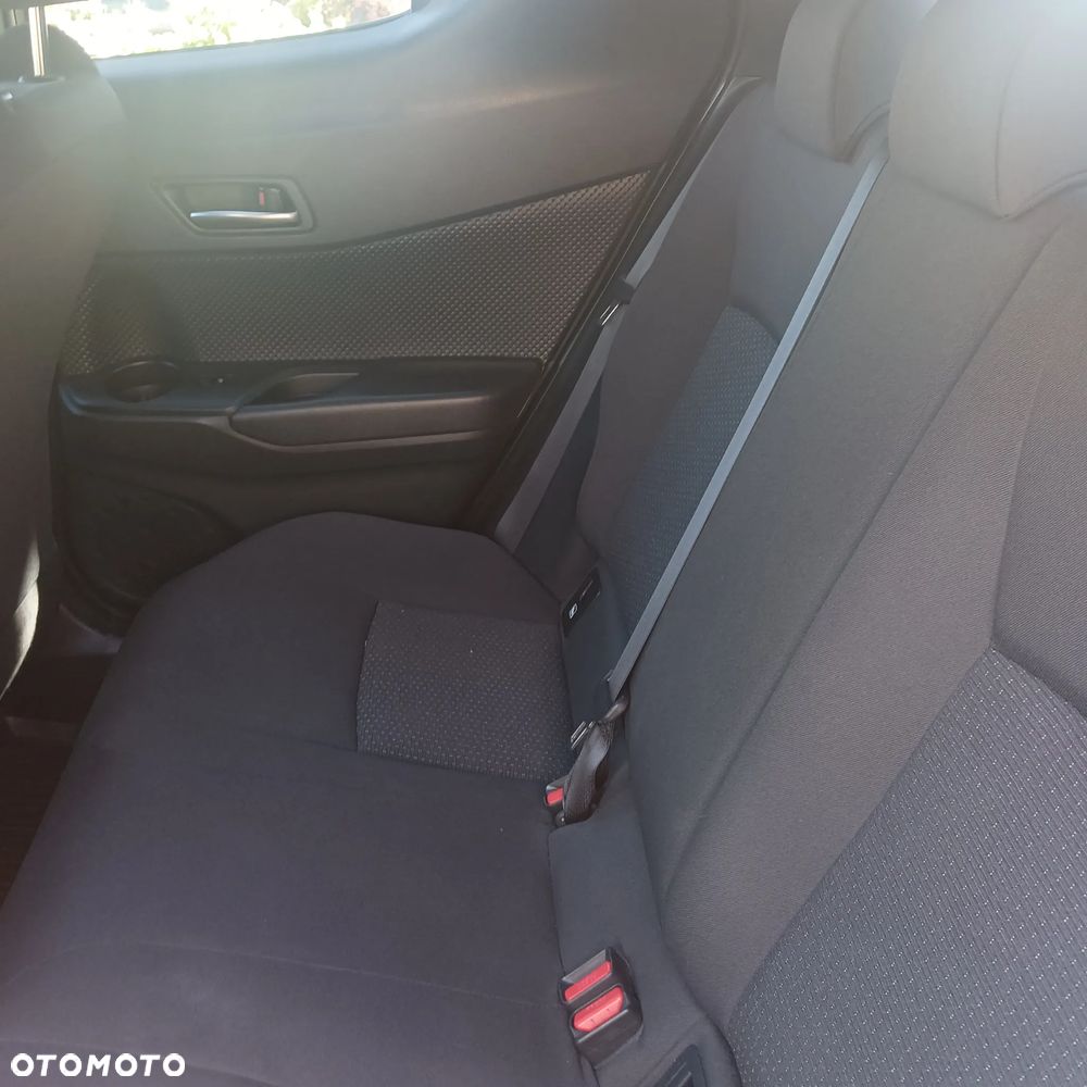 Toyota C-HR 1.2 T Premium - 11