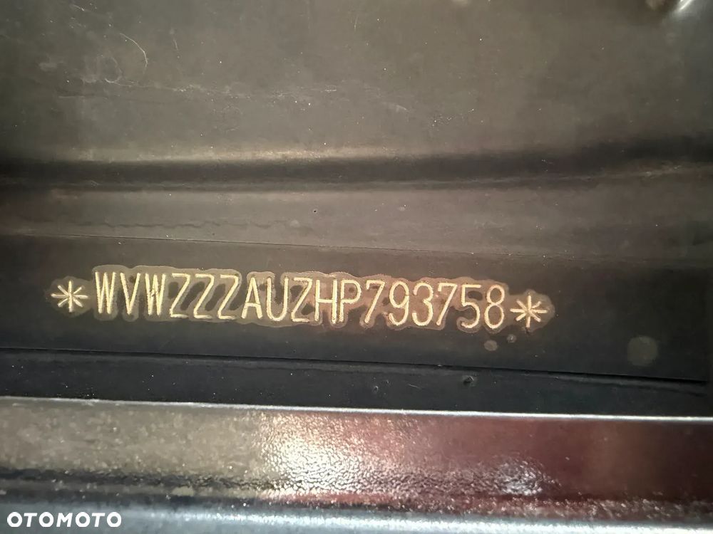 Volkswagen Golf - 20