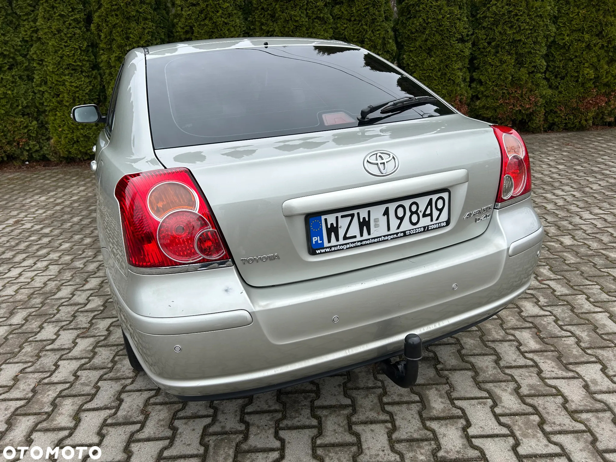 Toyota Avensis 2.0 D-4D - 9