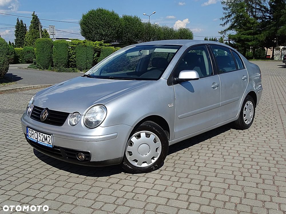 Volkswagen Polo 1.4 16V Comfortline - 16
