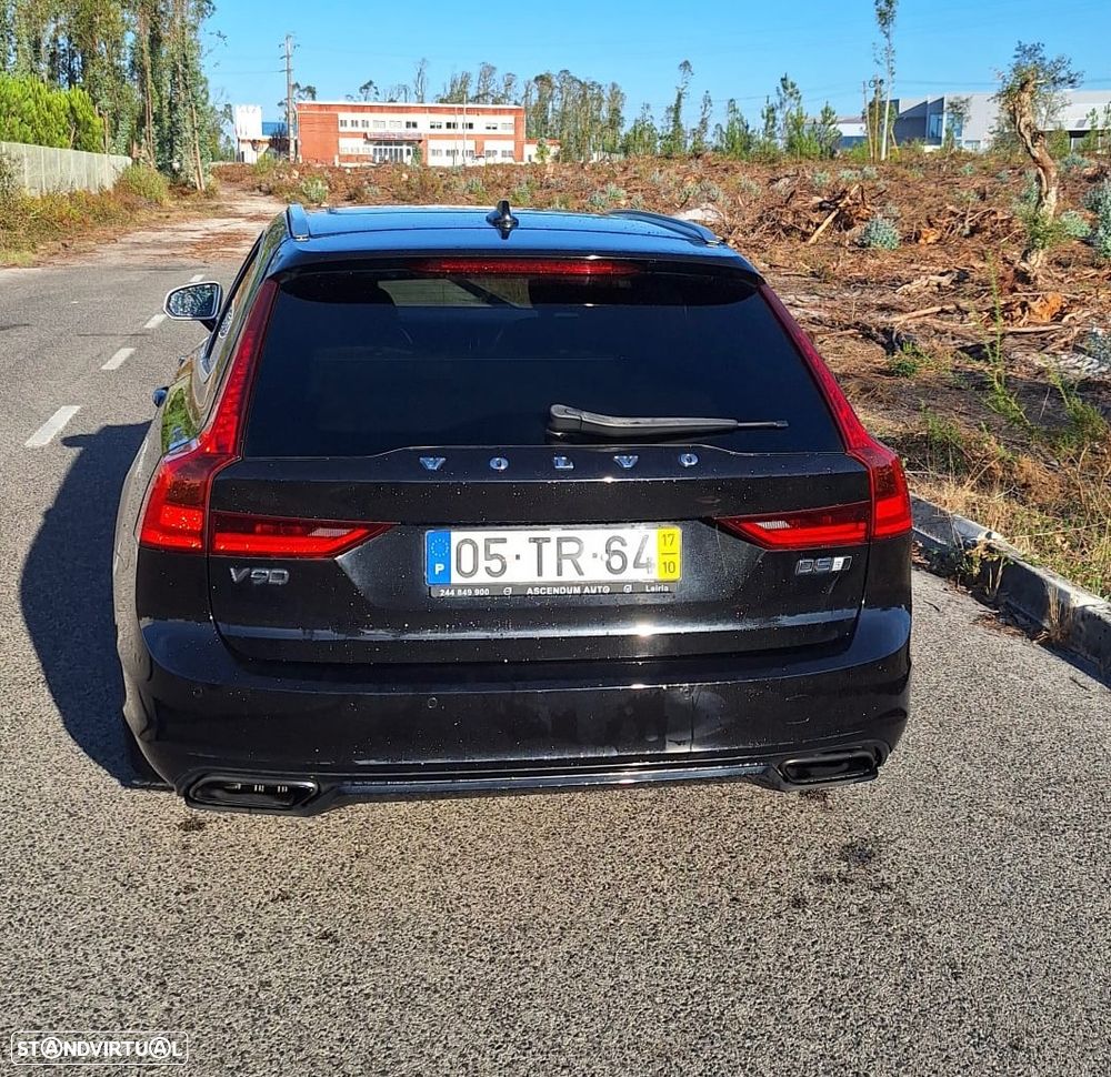 Volvo V90 2.0 D5 R-Design AWD Geartronic - 4