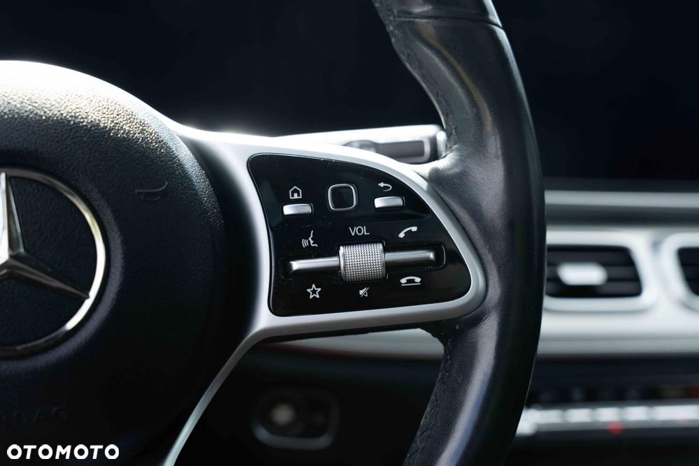 Mercedes-Benz GLS 350 d 4-Matic - 28