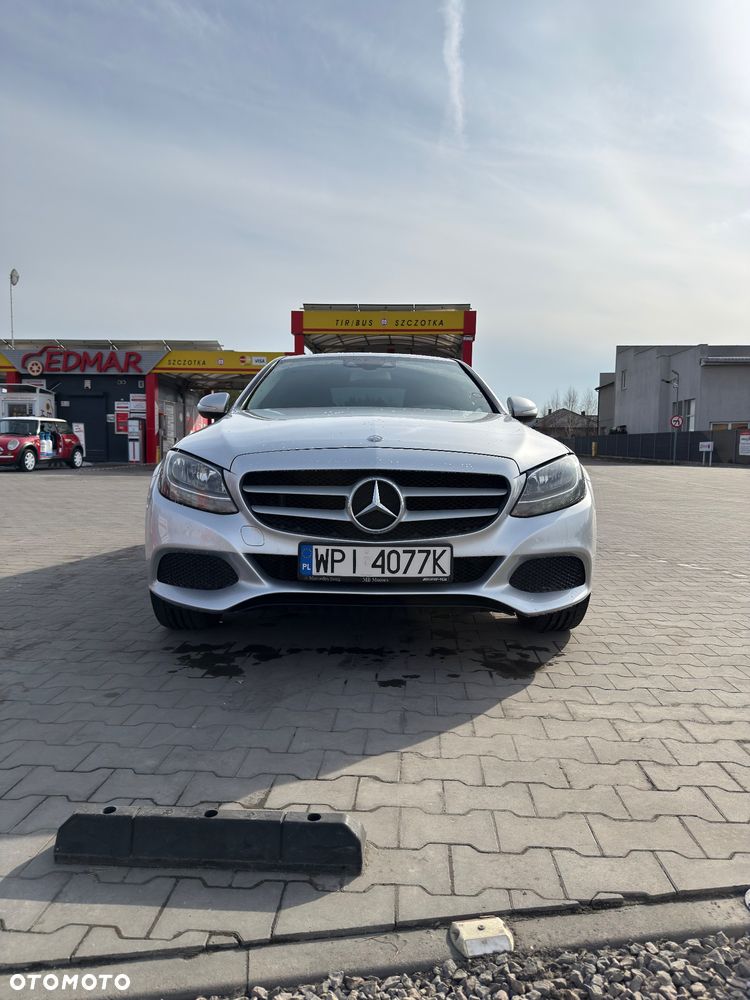 Mercedes-Benz Klasa C 180 - 17